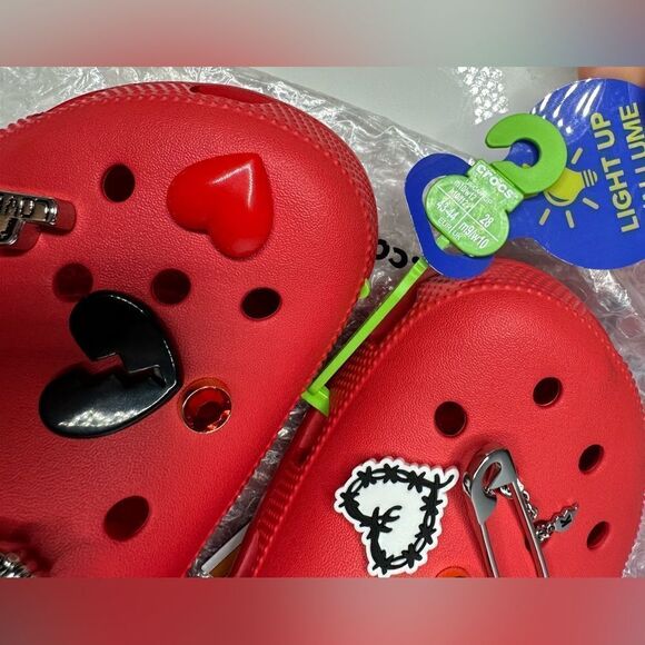 NWT Karol G x Crocs Collab Classic Clog Mens 10 / Women’s 12 Light Up - Picture 6 of 7